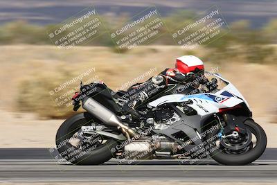 media/Nov-16-2025-Race Pace (Sun) [[8c5fa54630]]/Verified Riders/7-Turn 4 (1155am)/